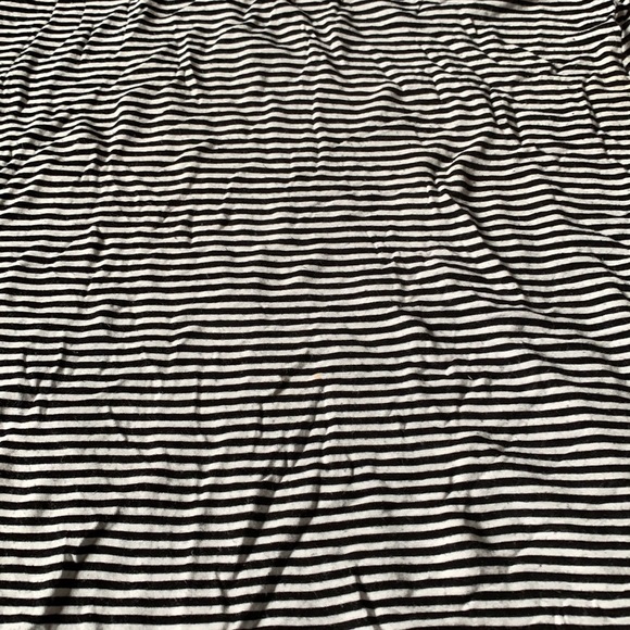 A&F Stripe T-Shirt - Picture 3 of 4